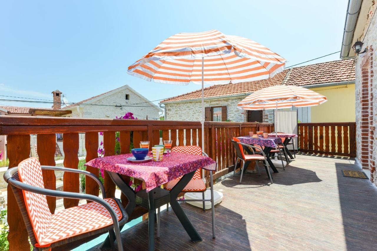 זאדאר Studios Villa Romantica מראה חיצוני תמונה