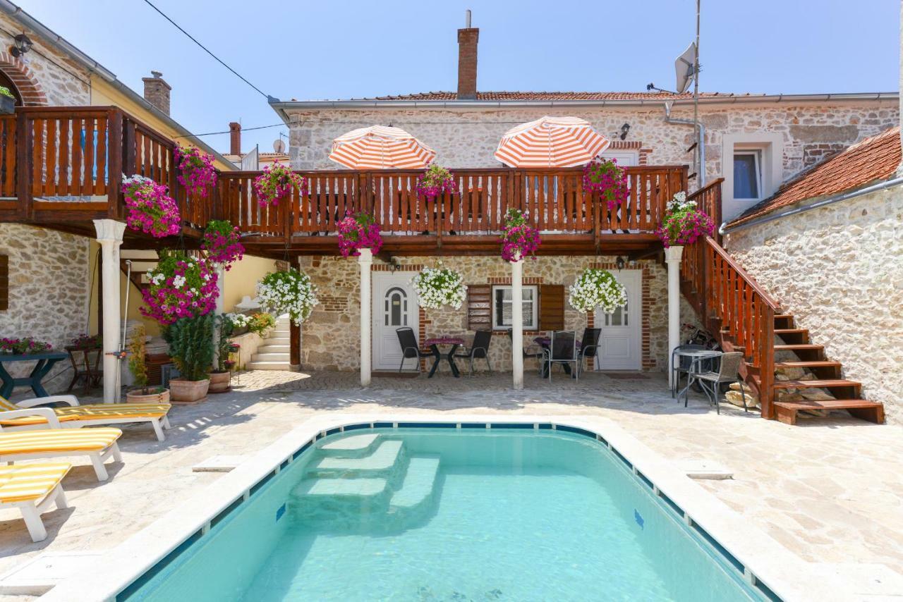 זאדאר Studios Villa Romantica מראה חיצוני תמונה