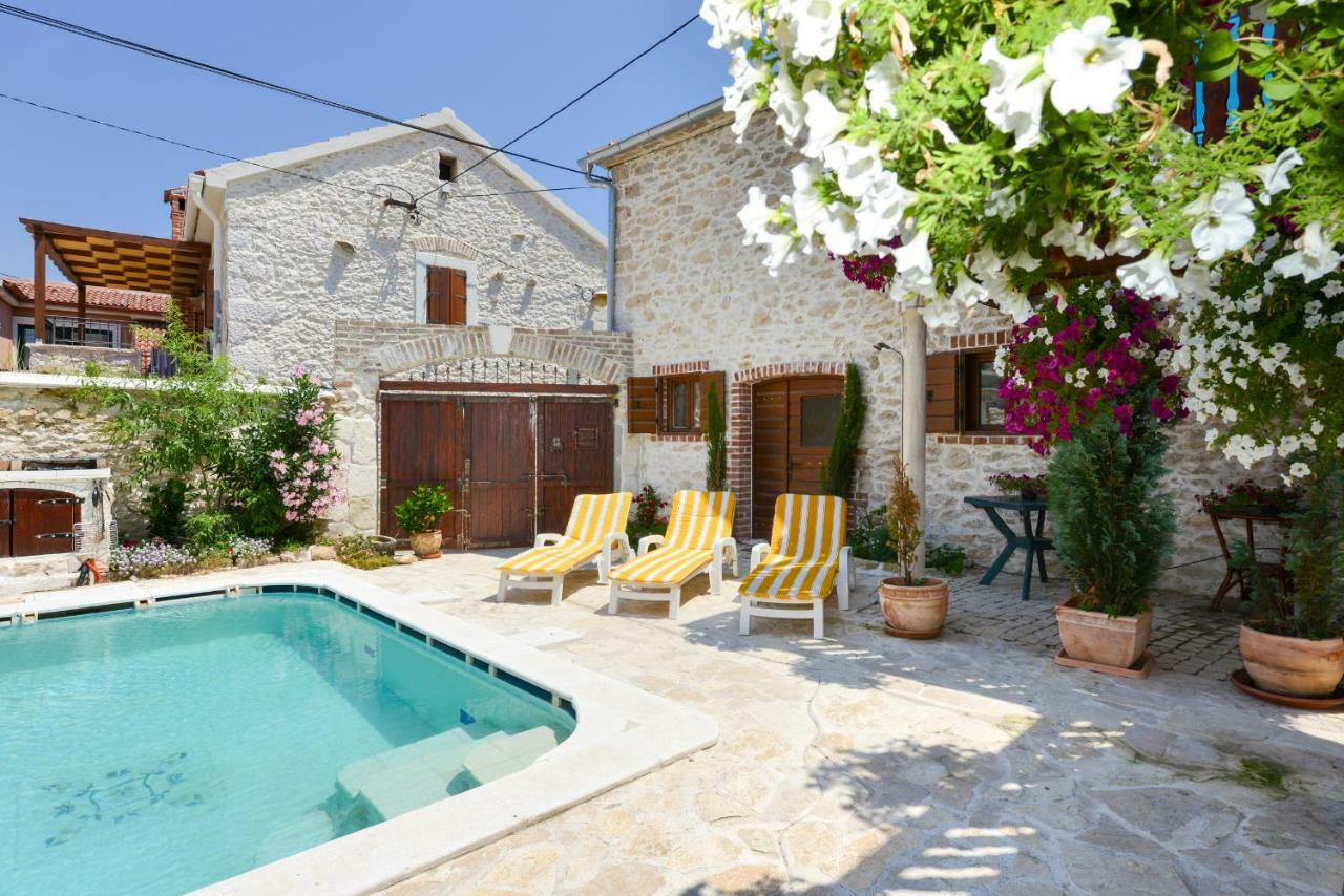 זאדאר Studios Villa Romantica מראה חיצוני תמונה